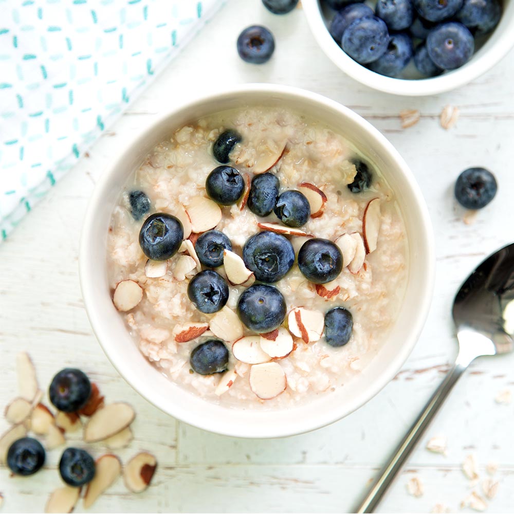 Berry Almond Oatmeal
