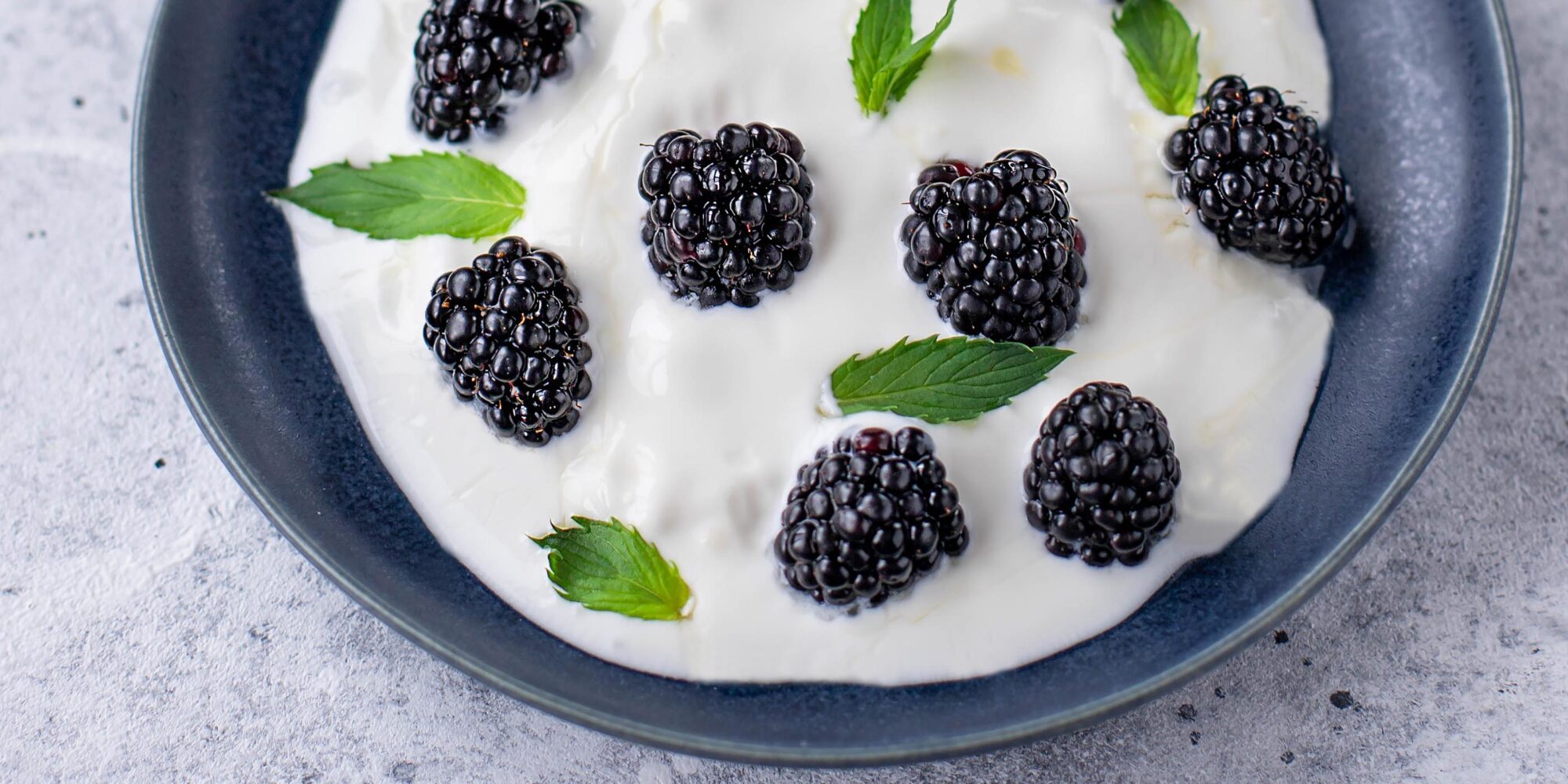 Blackberries with Lemon Poppy Seed Yoghurt Sauce