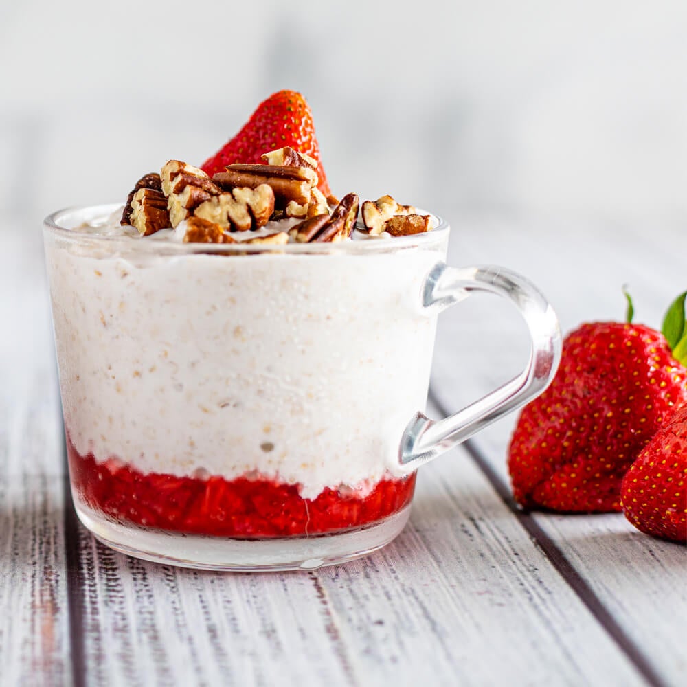 Strawberry Shortcake Overnight Oats | Low Sugar Recipe